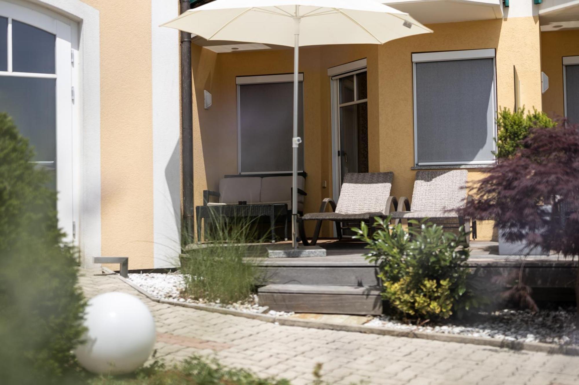 Maiers Kuschelhotel Loipersdorf Deluxe - Adults Only Loipersdorf bei Fuerstenfeld Ngoại thất bức ảnh